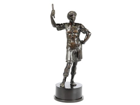 Bronzefigur eines römischen Imperators